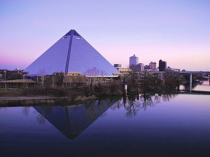 memphis pyramid view